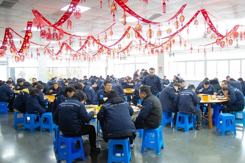 德曼壓縮機公司歡度元宵佳節(jié)